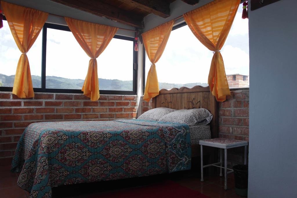 Hostal La Isla San Cristóbal de Las Casas Dış mekan fotoğraf