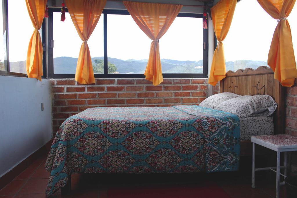 Hostal La Isla San Cristóbal de Las Casas Dış mekan fotoğraf